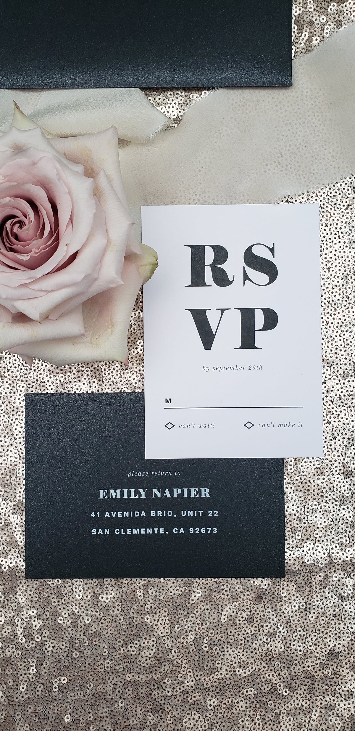 Minimalist Floral Bridal Shower Invite