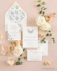 Isabella | Delicate Wreath Invitation