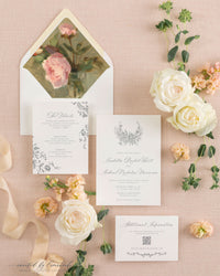 Isabella | Delicate Wreath Invitation